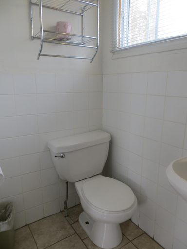 Bathroom 3, Relax Inn, Lake Hurron