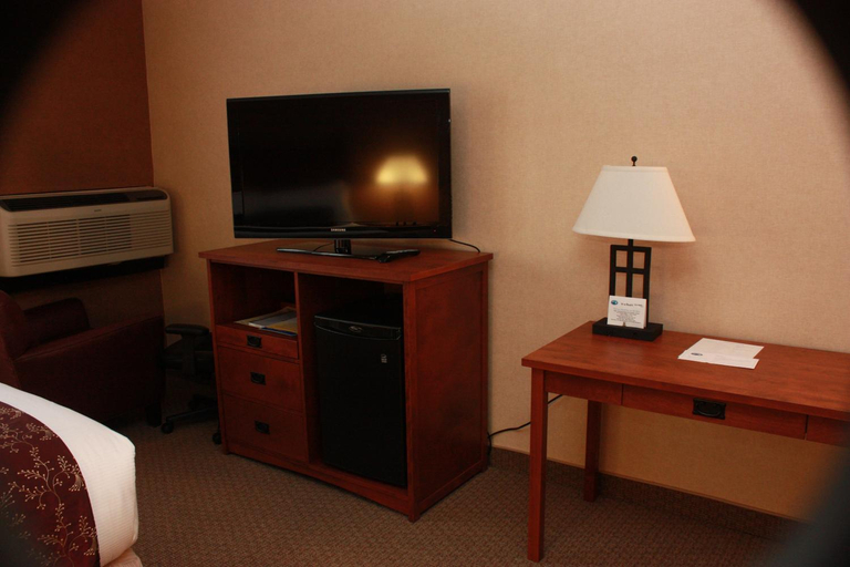 Bedroom 2, Maritime Inn Antigonish, Antigonish