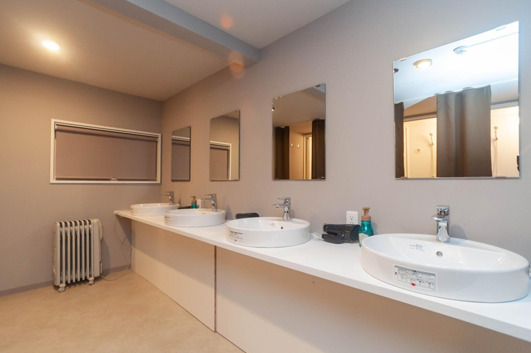 Bathroom 5, Rusutsu Grand Cabin, Kimobetsu