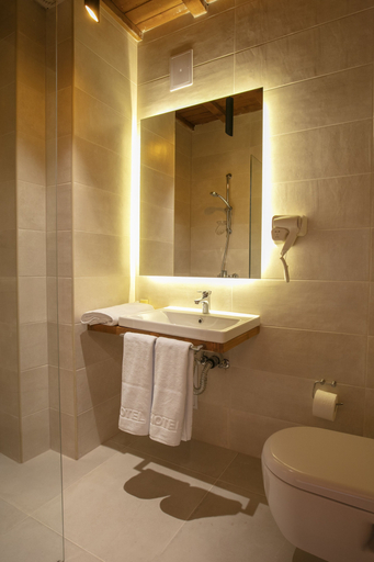 Bathroom 3, Grand Boutique Hotel, Priština