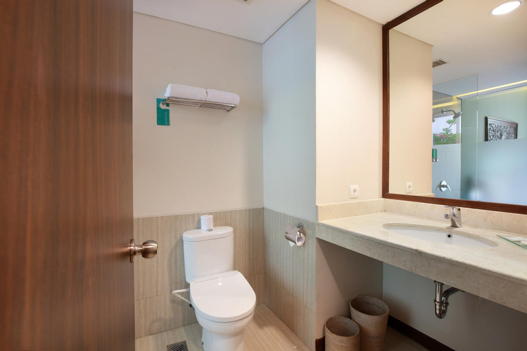Bathroom 15