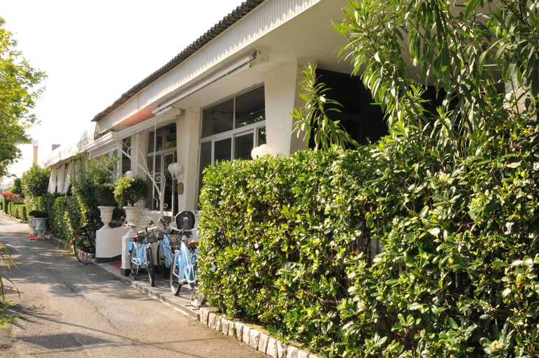 Hotel Atlantic, Massa Carrara