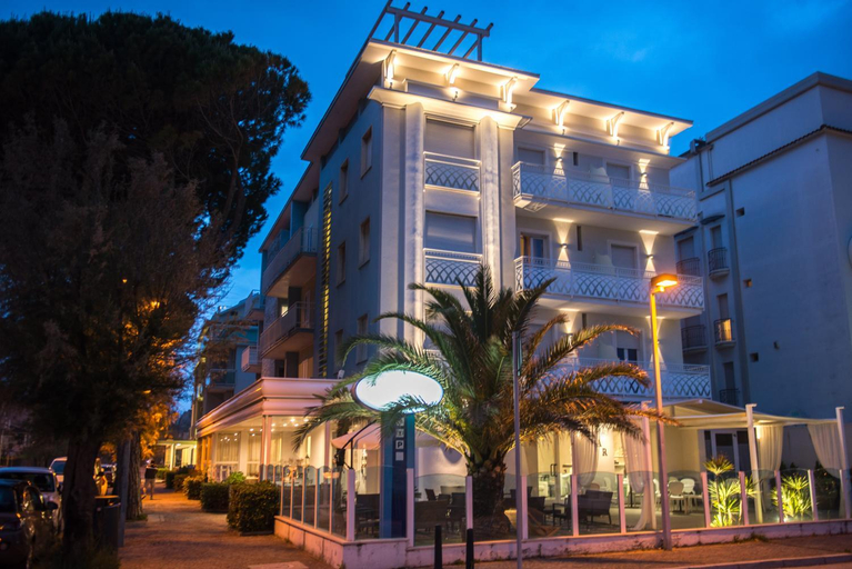 Exterior & Views 1, Hotel Vela D'Oro, Rimini