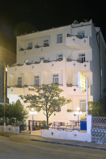 Exterior & Views 2, Hotel Villa Athena, Messina