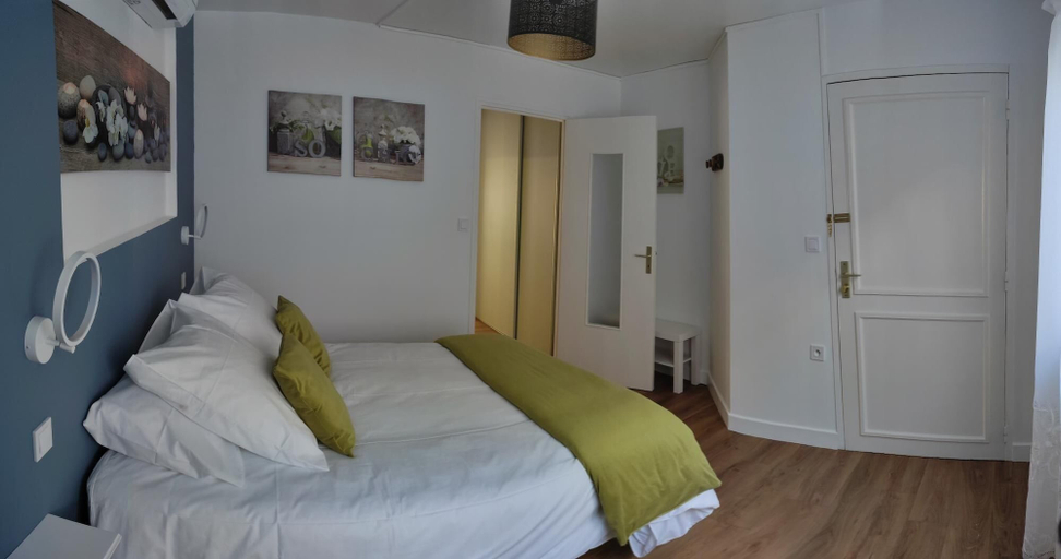 Bedroom 5, Appart'Hôtel Le Haut Berry, Cher