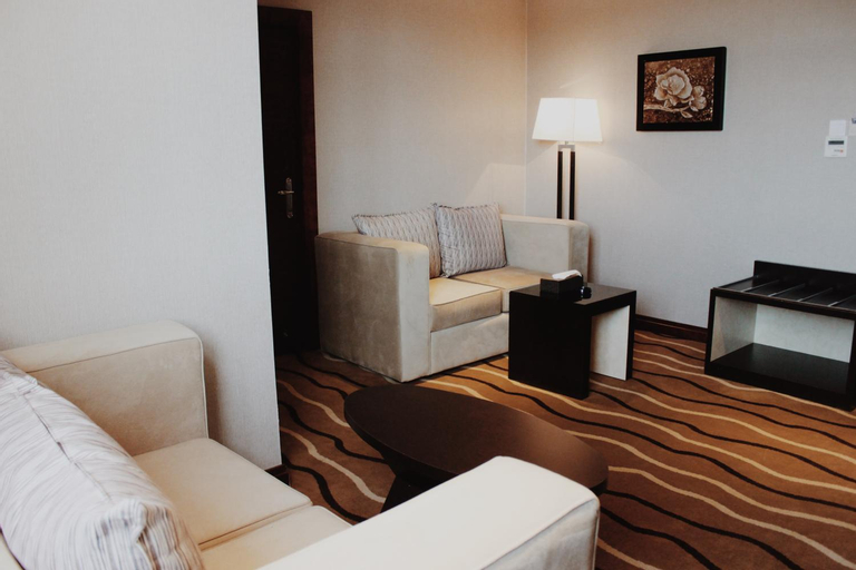 Bedroom 1, Park Hotel Baljurashi