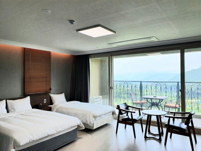 Bedroom 2, BAEKHAK JAYURO RESORT, Yeoncheon