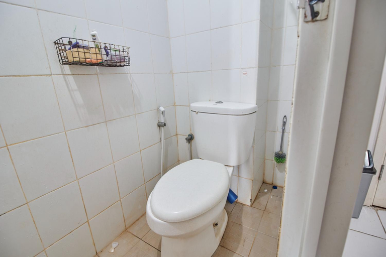 Bathroom 3, Room Rendi @ Apt Dramaga Tower, Bogor