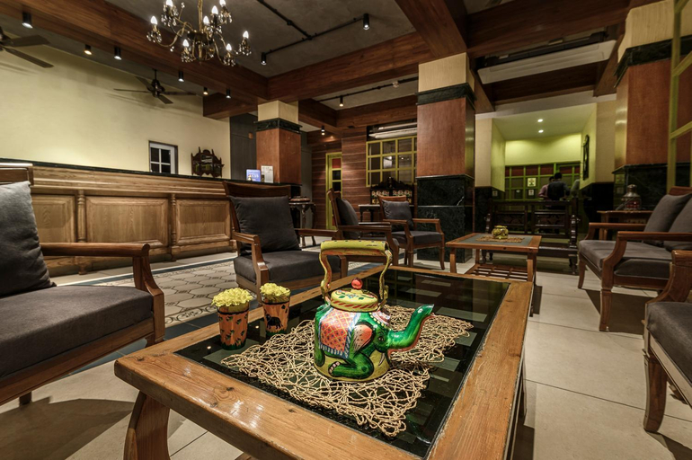 Public Area 2, Budget Inn Bellevue, Surat