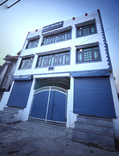 Exterior & Views, Goroomgo Hotel Zulfikar Srinagar, Srinagar