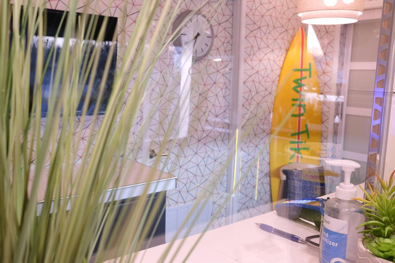 Public Area 3, Regency Inn, Lyon