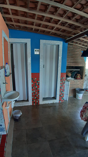 Bathroom, Piratas do Sol Hostel, Recife