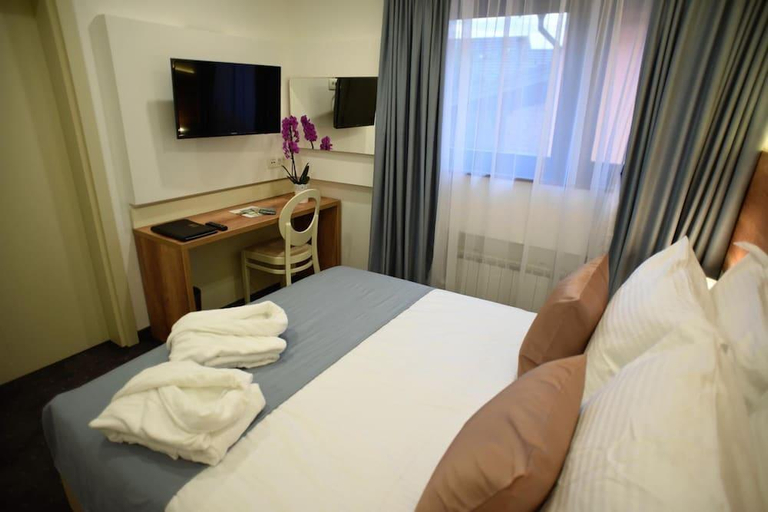 Bedroom 2, Santiny Hotel & Restaurant, Sveta Nedelja