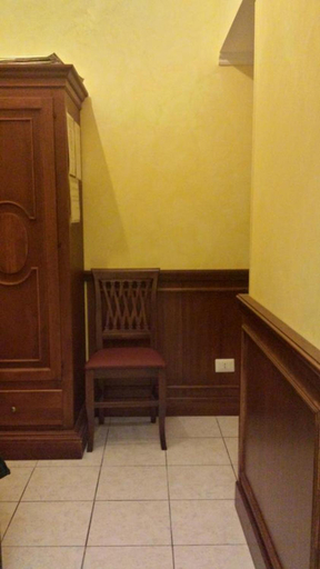 Others 5, B&B Pitagora, Rome