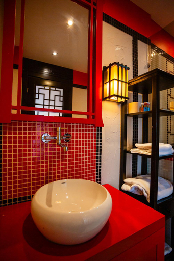 Bathroom 3, Piazza Boutique Hotel, Batumi