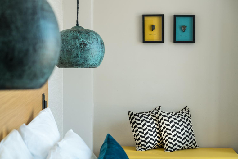 Bedroom 3, Prima Galil