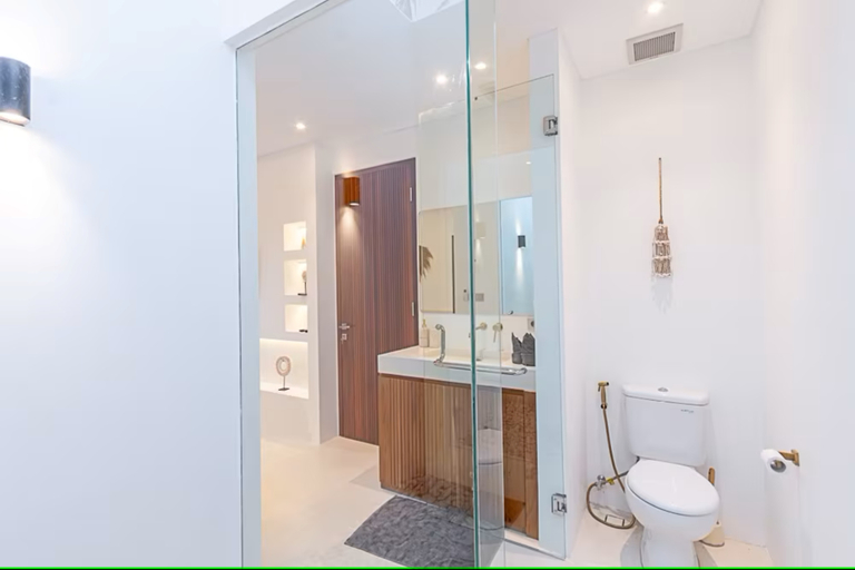 Bathroom 4, Pagi Villa 1 by Betterplace, Badung