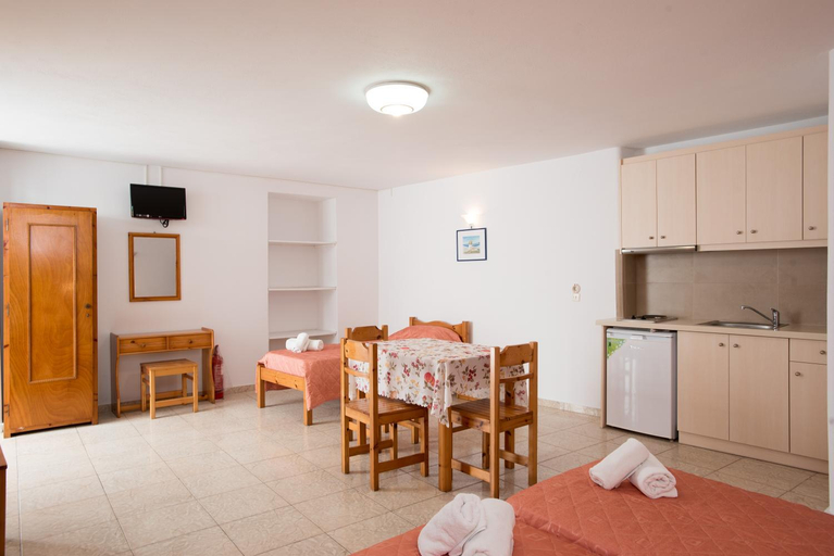 Others 5, Florance Rooms, South Aegean