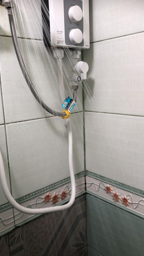 Bathroom 3, THE MANSION - BACKPACKERS Near AIRPORT, Pasay City