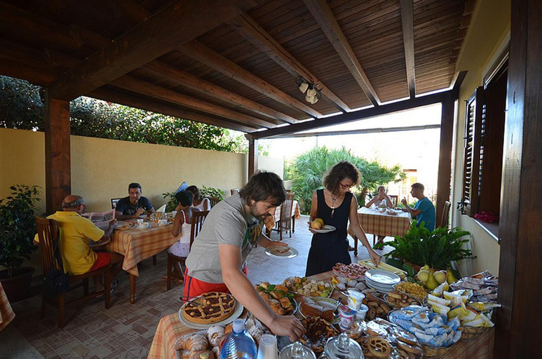 Food & Drinks, Aurora Castelluzzo, Trapani