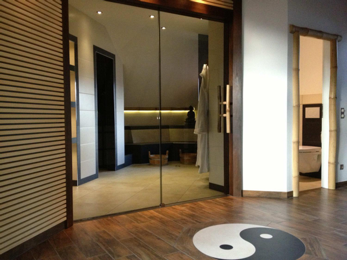 Others 5, Hotel Garni Cafe Schacher, Ortenaukreis
