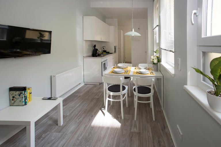Others 3, Studio Apartments - zentral mit Hinterhof-Flair, Nürnberg