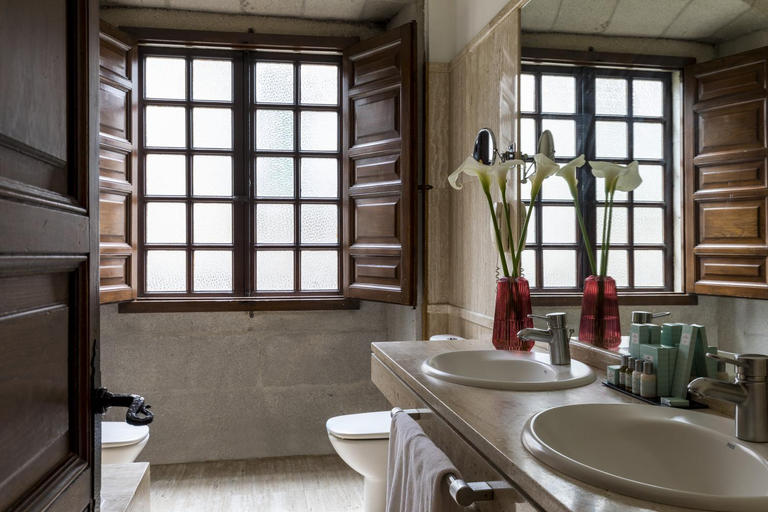 Bathroom 4, Parador de Pontevedra, Pontevedra