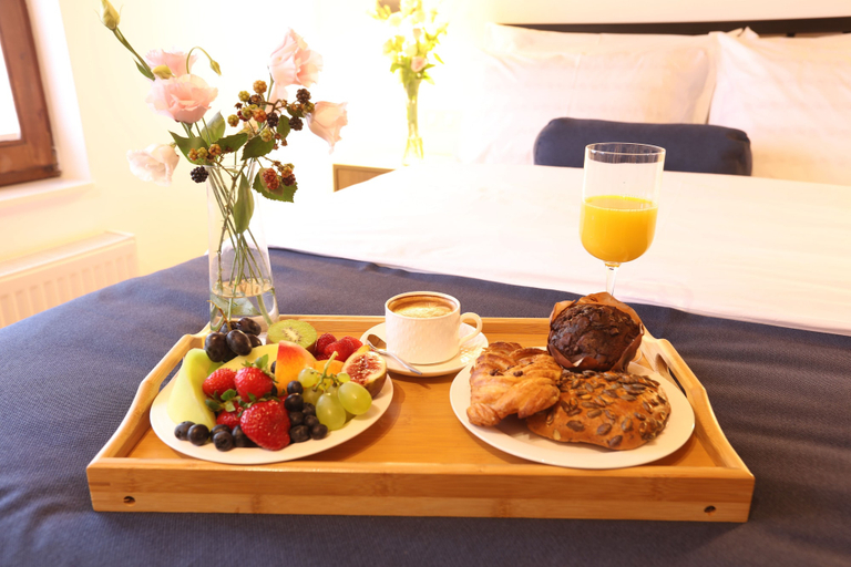 Food & Drinks 5, Grand Boutique Hotel, Priština