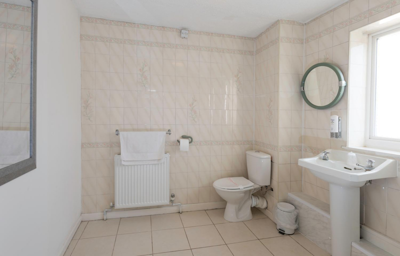 Bathroom 5, The Riverside Hotel, Monmouthshire