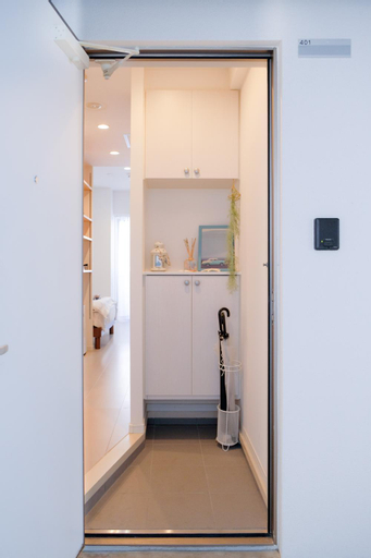 Others 5, Good Life Apartment, Naha