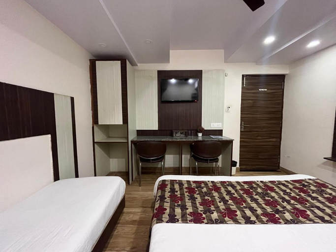 Bedroom 4, Hotel Rajshree, Agra