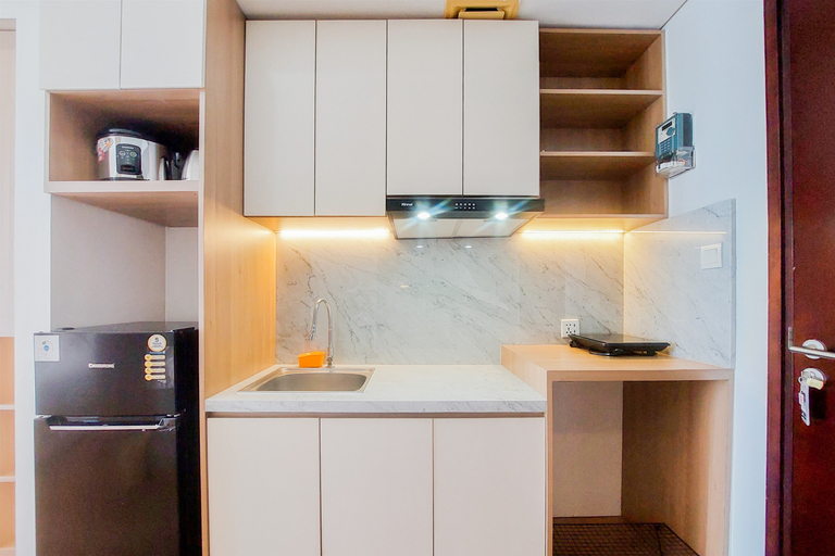 Others 5, Good Deal Studio at Casa de Parco Apartment By Travelio, Tangerang