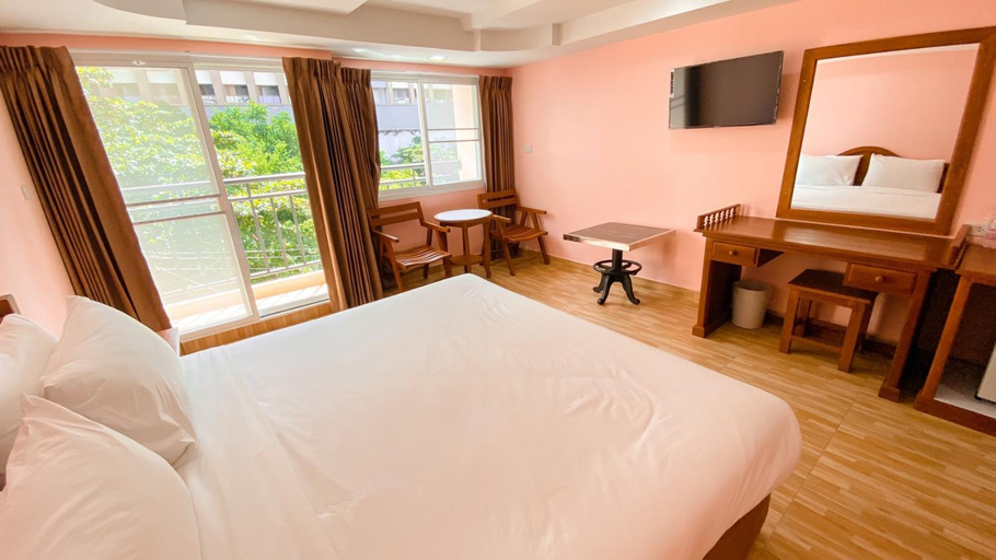 Bedroom 3, A.A. Pattaya Golden Beach Hotel, Pattaya