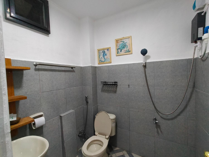 Bathroom 5, Sea u inn, Romblon