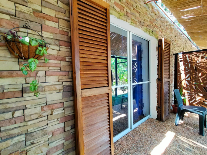4, Sea u inn, Romblon