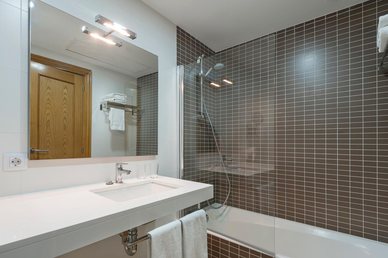 Bathroom 5, Solecito Alcudia, Baleares