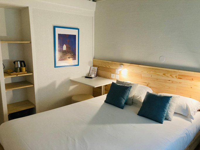 Bedroom 2, Residence Thibaud, Haute-Garonne
