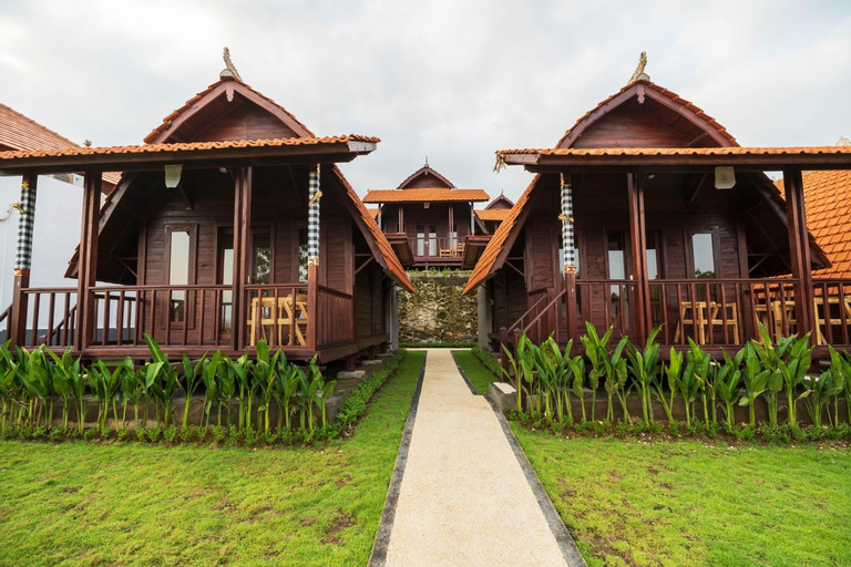 Exterior 5