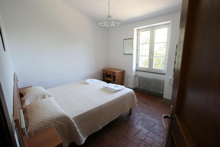 Bedroom 3, Santuario Nostra Signora di Soviore, La Spezia