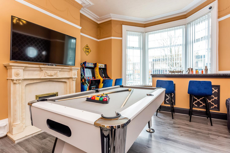 Others 4, Room 01 - Sandhaven Rooms - Double, North Tyneside
