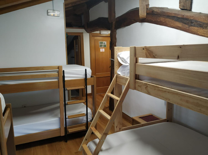 Bedroom 4, Beizamako Aterpetxea - Albergue Turistico de Beizama, Guipúzcoa