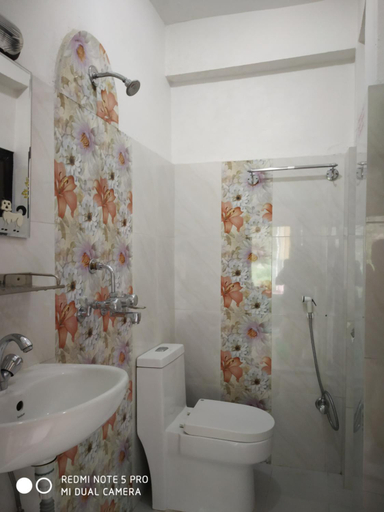 Bathroom 3, Bishnu Homestay, Gandaki