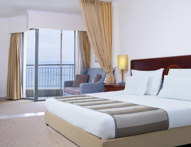 Bedroom 3, The Royal Hotel Dead Sea