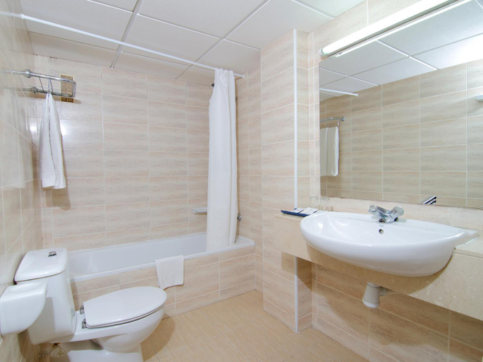 Bathroom 4, BelleVue Belsana, Baleares