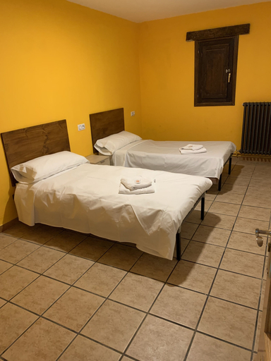 Bedroom 2, Los Torrejones caude, Teruel