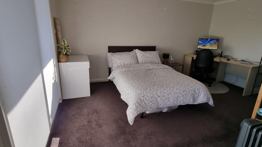Bedroom 2, Guest Suite in Duffy, Canberra