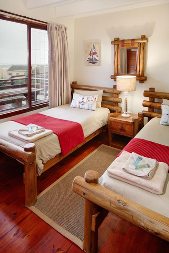 Bedroom 3, First Group Kowie River Chalets, Cacadu