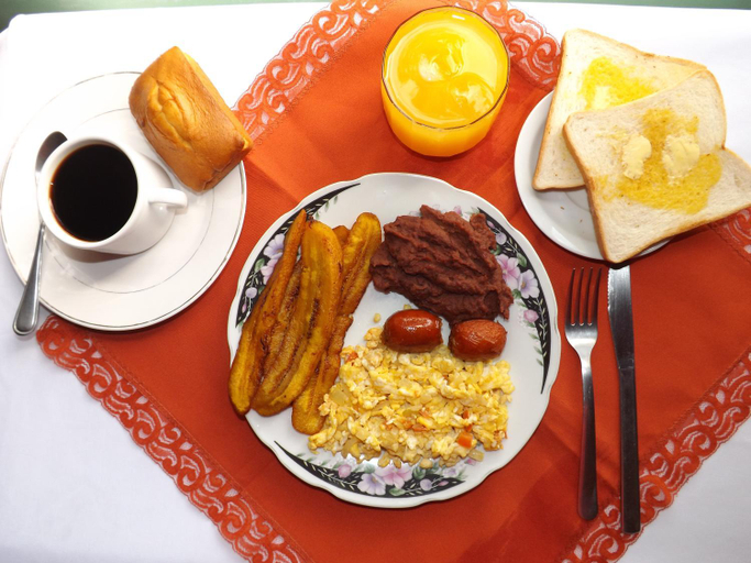 Food & Drinks 4, Real Guanacaste, San Pedro Sula