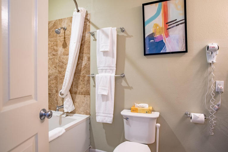 Bathroom 3, Inn at the Prom, Clatsop