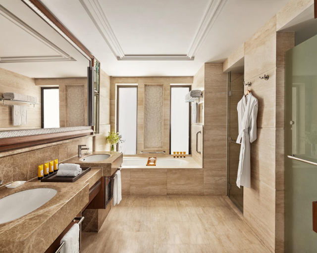 Bathroom 4, Shangri-La Sanya, Sanya